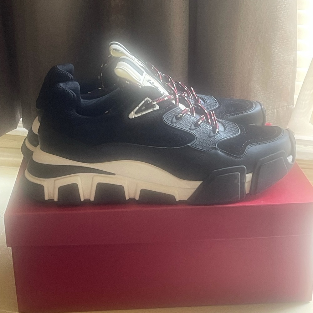 Salvatore Ferragamo Men Booster sneakers